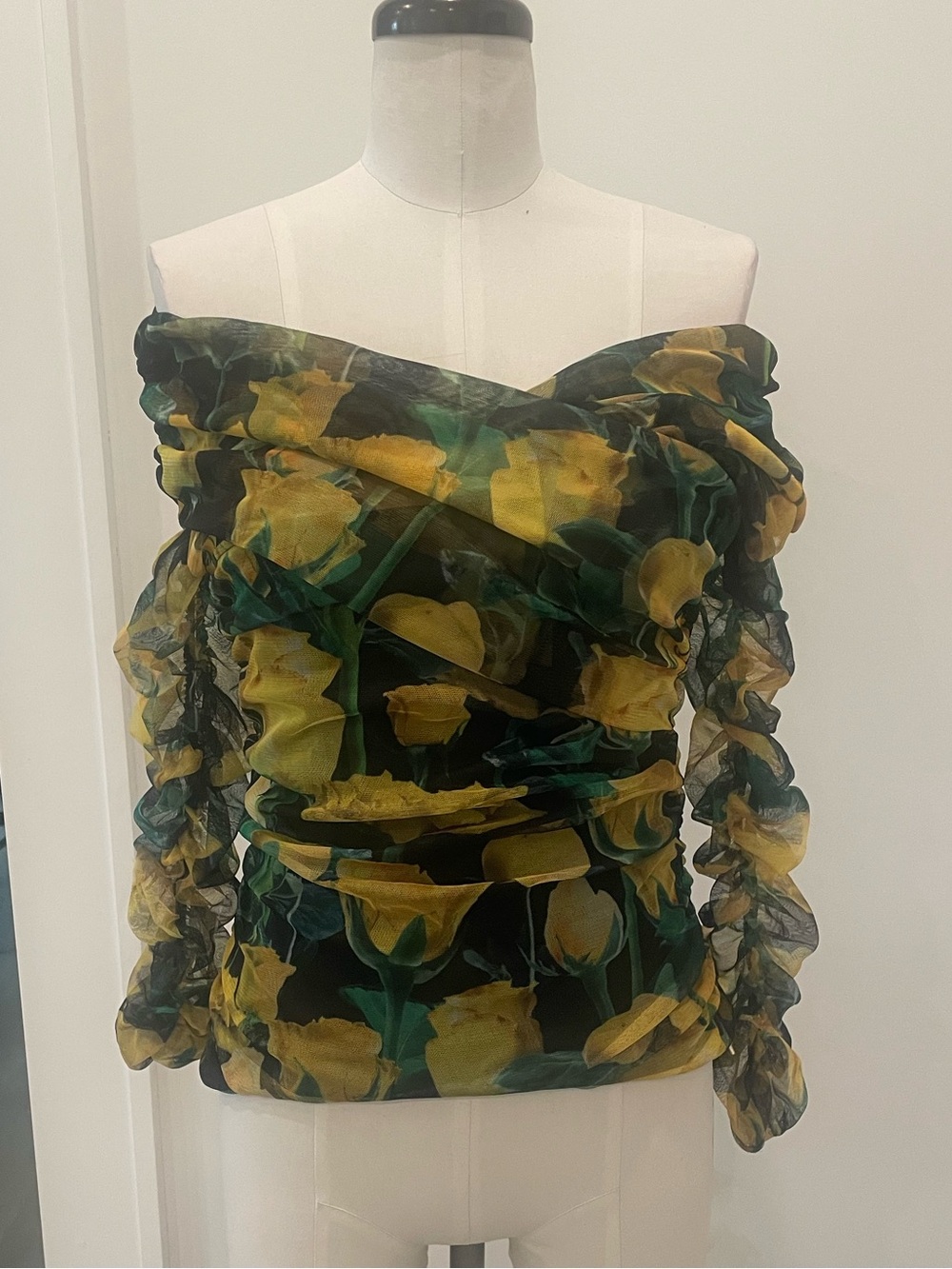 90’s/Y2K Vintage Gai Mattiolo Made in Italy Sheer Ruched Rose Print Top